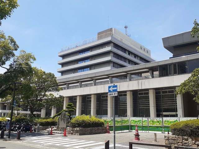 近くの西宮市役所様まで750m（徒歩10分）