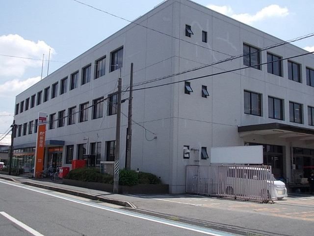 近くの草津郵便局まで374m（徒歩5分）