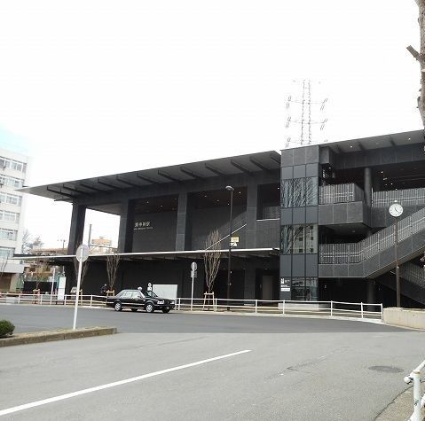 近くの駅まで700m（徒歩9分）
