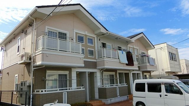 メゾンアンソレイエB棟の外観画像