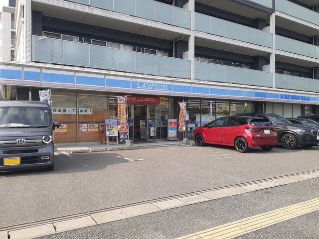 近くのローソン福岡原6丁目店まで400m(徒歩5分)