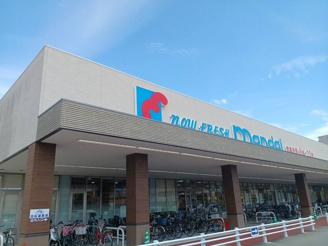 近くの万代様まで650m（徒歩9分）