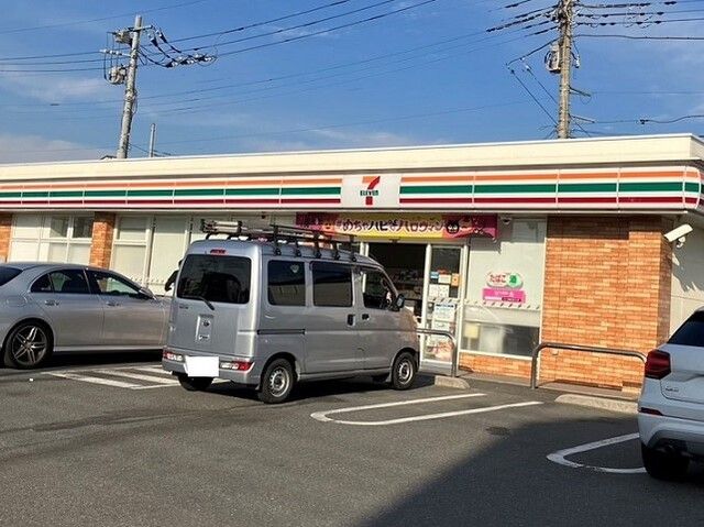 近くのセブンイレブン上尾中分１丁目店まで1,280m（徒歩16分）
