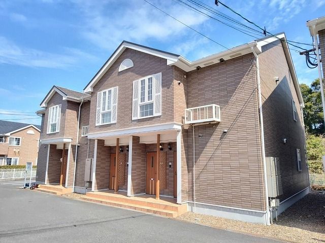 シャルマンヴィルC棟の外観画像