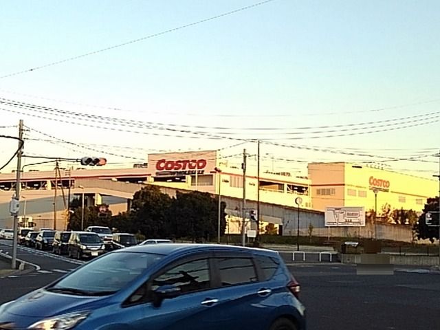 近くのコストコホールセール新三郷倉庫まで2,100m（徒歩27分）