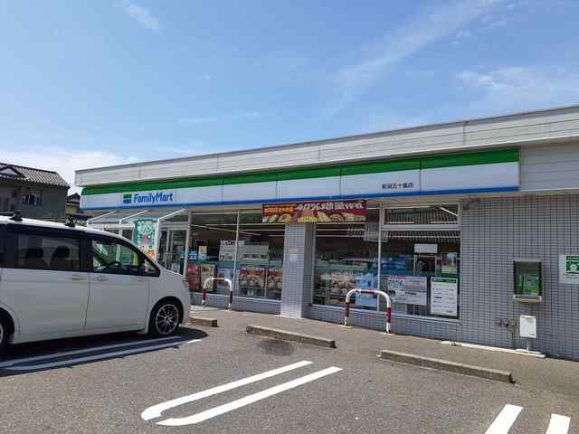 近くのコンビニまで58m（徒歩1分）