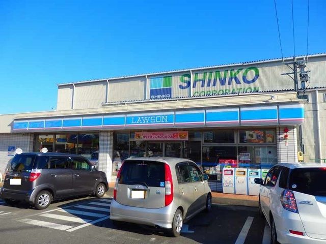 近くのローソン朝日町小向店まで1,800m(徒歩23分)