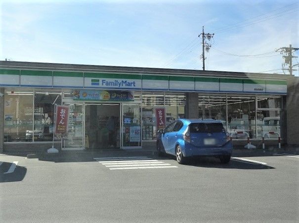 近くのファミリーマート  諏訪四賀店まで1,100m（徒歩14分）