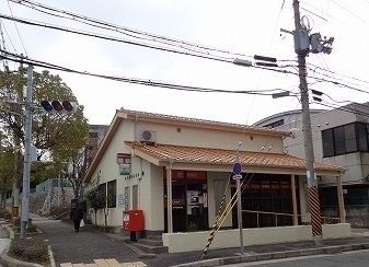 近くの郵便局まで500m（徒歩7分）