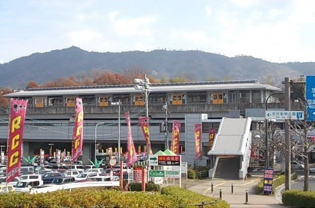 近くのアストラムライン広域公園前駅まで600m（徒歩8分）