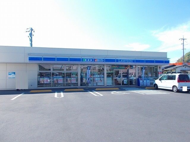 近くのローソン田布施波野店まで350m(徒歩5分)