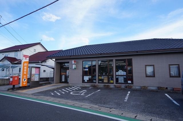 近くの吉木郵便局まで500m（徒歩7分）