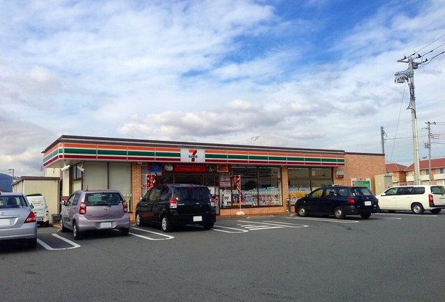 近くのセブンイレブン 御殿場大坂店まで250m（徒歩4分）