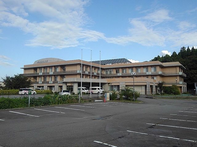 近くの黒部温泉病院まで400m（徒歩5分）