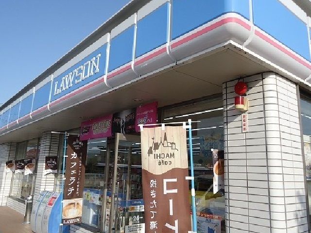 近くのコンビニまで480m（徒歩6分）