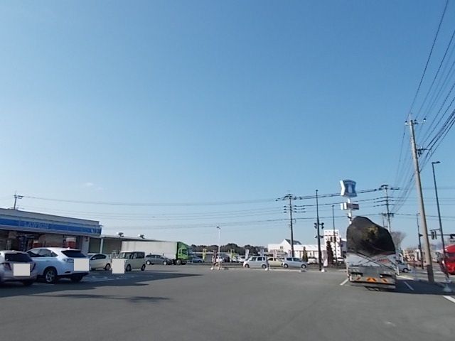 近くのローソンまで1,100m（徒歩14分）