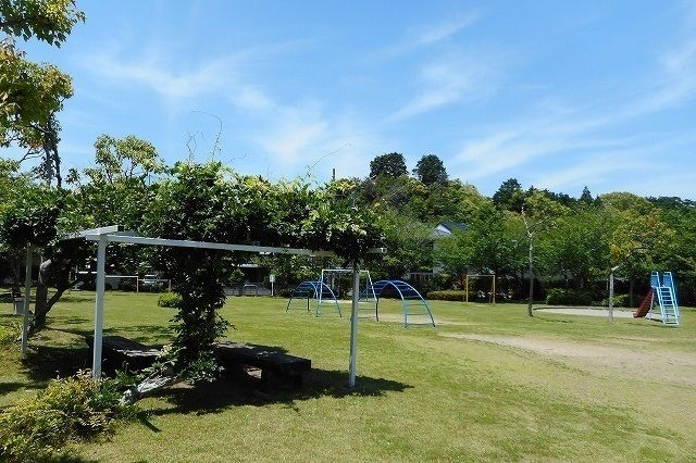 近くの丈六南公園まで50m（徒歩1分）