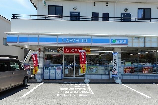 近くのローソン徳島西須賀町店まで3,000m（徒歩38分）