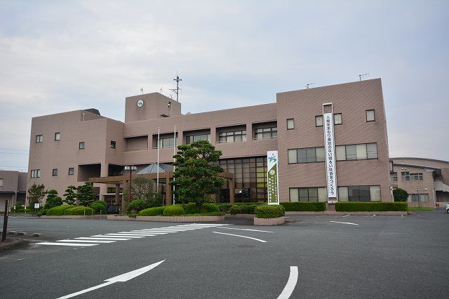 近くの筑前町役場まで2,600m（徒歩33分）