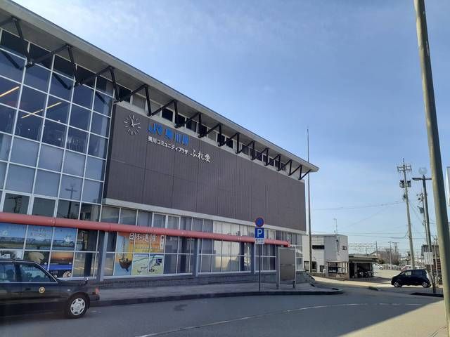近くの美川駅まで1,000m(徒歩13分)