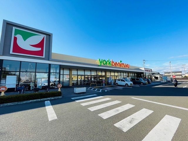 近くのヨークベニマル名取バイパス店まで450m（徒歩6分）