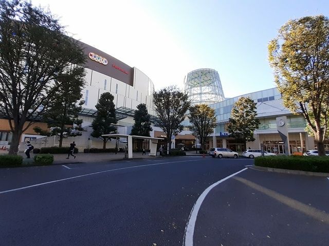 近くのららぽーとまで354m（徒歩5分）