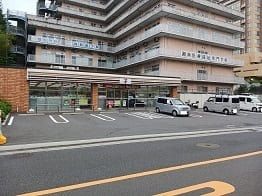 近くのセブンイレブンまで100m（徒歩2分）