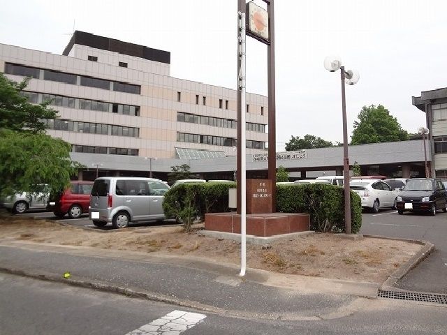 近くの鹿島市役所まで1,800m（徒歩23分）