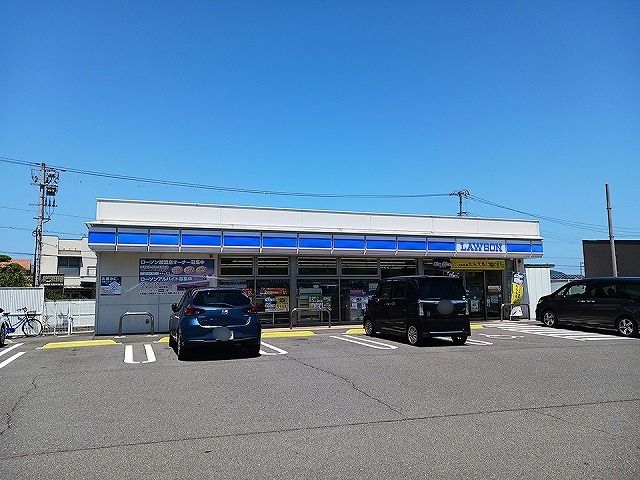 近くのローソン高松香西北町さんまで700m(徒歩9分)