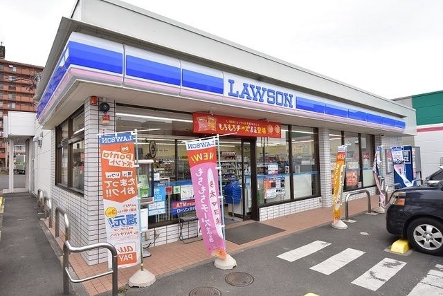 近くのローソン 郡山愛宕店まで400m(徒歩5分)