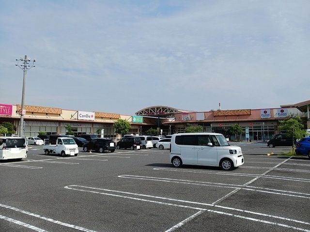 近くのイオンタウン周南店まで3,200m(徒歩40分)
