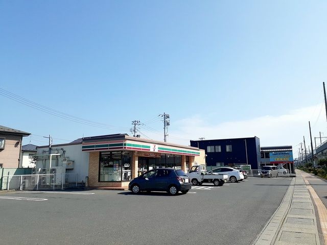 近くのセブンイレブン古川李埣店まで850m(徒歩11分)