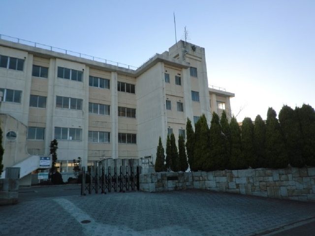 近くの陽和中学校まで500m（徒歩7分）