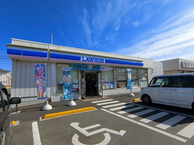 近くのコンビニまで1,000m（徒歩13分）