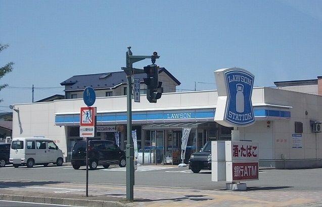 近くのローソン大町２丁目店まで400m（徒歩5分）