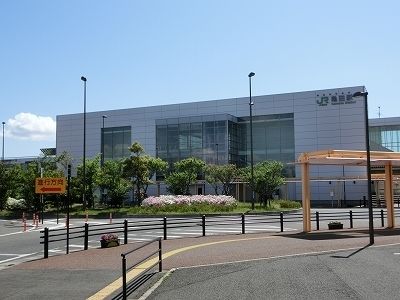 近くの駅まで800m（徒歩10分）