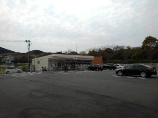 近くのセブンイレブンまで850m(徒歩11分)