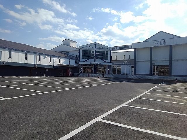 近くのマリアスポーツクラブまで100m（徒歩2分）