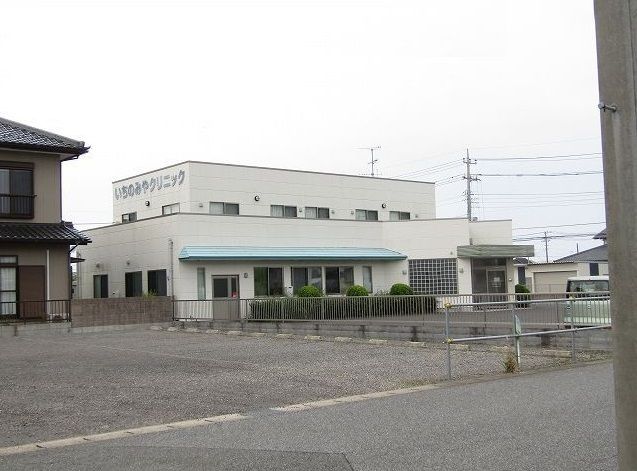 近くの病院まで700m（徒歩9分）