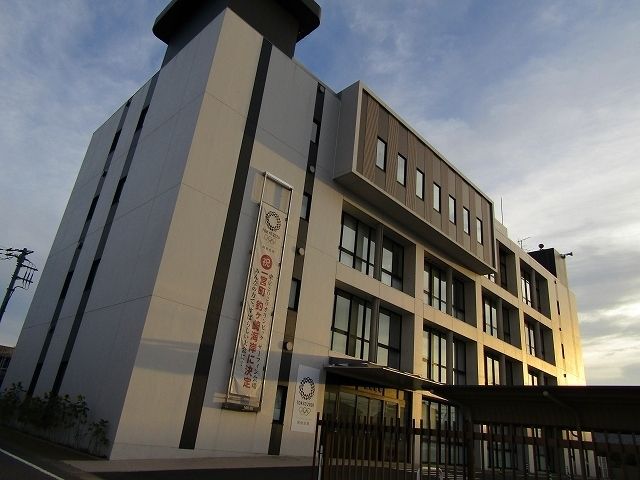 近くの一宮町役場まで300m（徒歩4分）