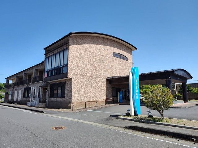 近くの病院まで400m（徒歩5分）