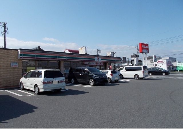 近くのセブンイレブン海津町馬目店まで1,900m（徒歩24分）