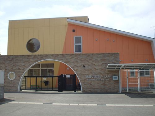 近くのまるやま保育園まで600m(徒歩8分)