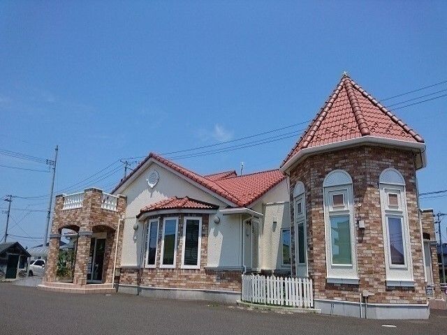 近くの病院まで350m（徒歩5分）