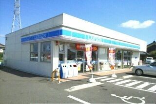 近くのコンビニまで810m（徒歩11分）