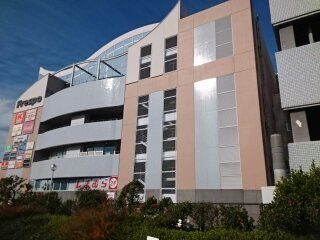 近くのフレスポしんかな様まで750m（徒歩10分）