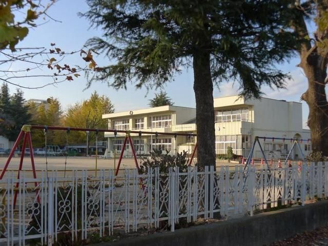 近くの太田市立薮塚本町南幼稚園まで1,800m(徒歩23分)