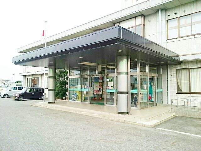 近くの役所まで1,000m（徒歩13分）