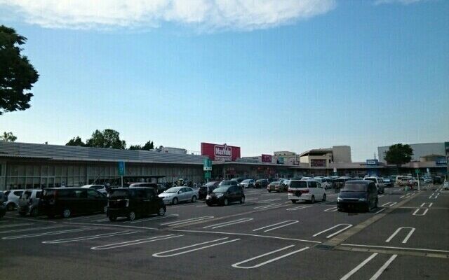 近くのイオンタウンまで1,700m(徒歩22分)
