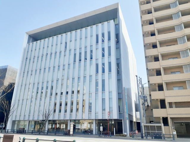 近くの福岡銀行箱崎支店まで450m(徒歩6分)